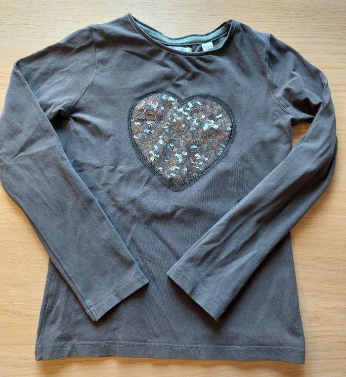 Tee shirt