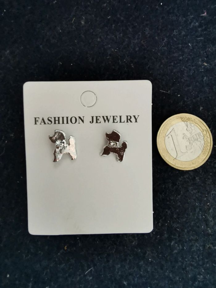 Puces d'oreilles chiens - photo numéro 2