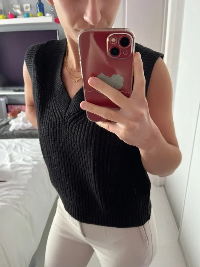 Pull sans manche noir - photo numéro 2