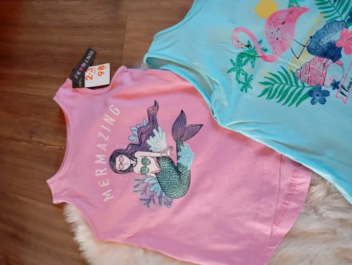 Gros Lot fille 2/3 ans 💗 jean Zara + debardeurs Primark + basket Skechers +  veste sans marque - photo numéro 4