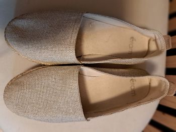 Très jolie paire de espadrille