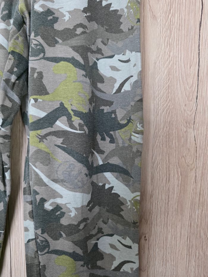 PYJAMA 2 PIÈCES GARÇON JURASSIC PARK TAILLE 7/8ANS - photo numéro 5