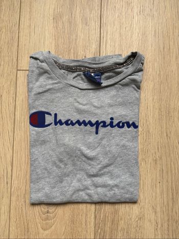T-shirt champion