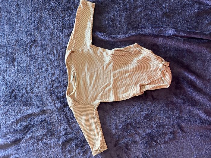 Lot de 5 bodies bébé garçon taille 9 mois KIABI - photo numéro 5