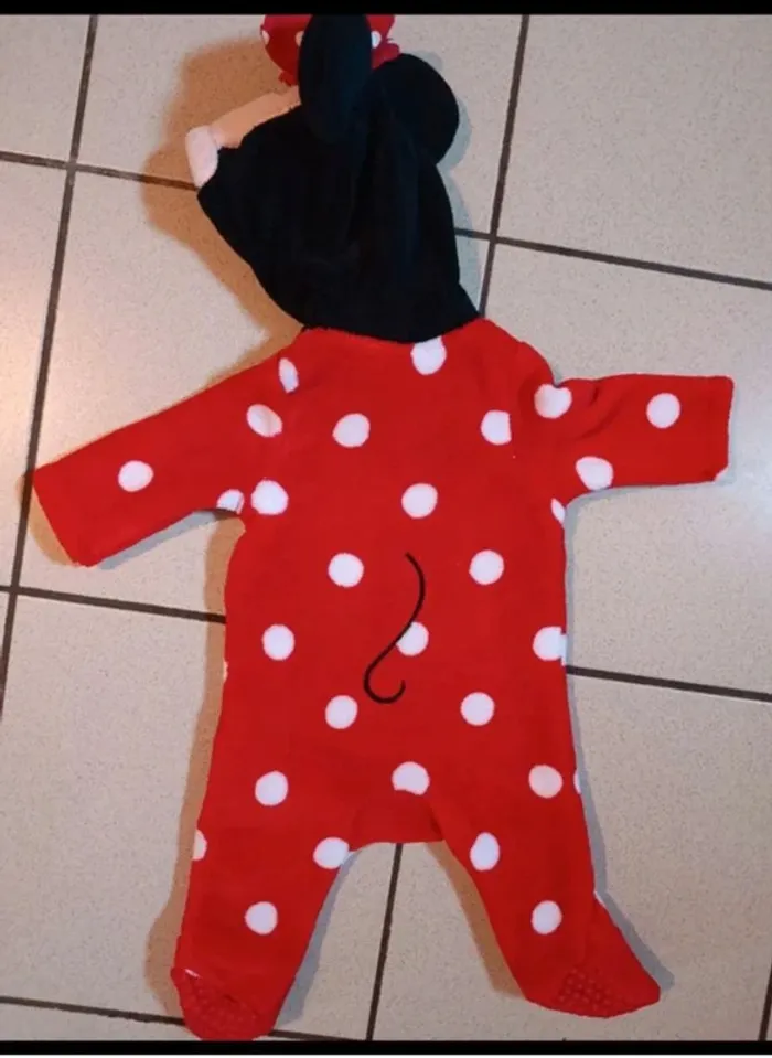 Combi pyjama Minnie Disney 3 mois hiver - photo numéro 2