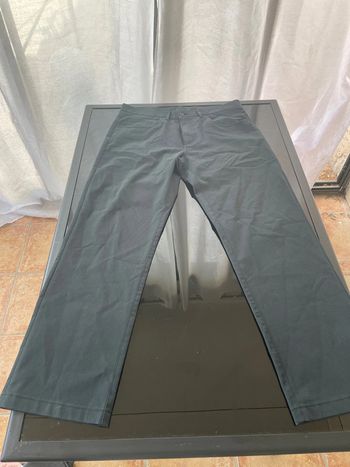 Pantalon noir de la marque Jules en taille 42