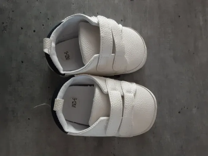 Lot chaussures bb 9-12mois - photo numéro 3