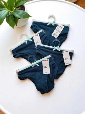 Lot de 4 Slips fille 6/8 ans