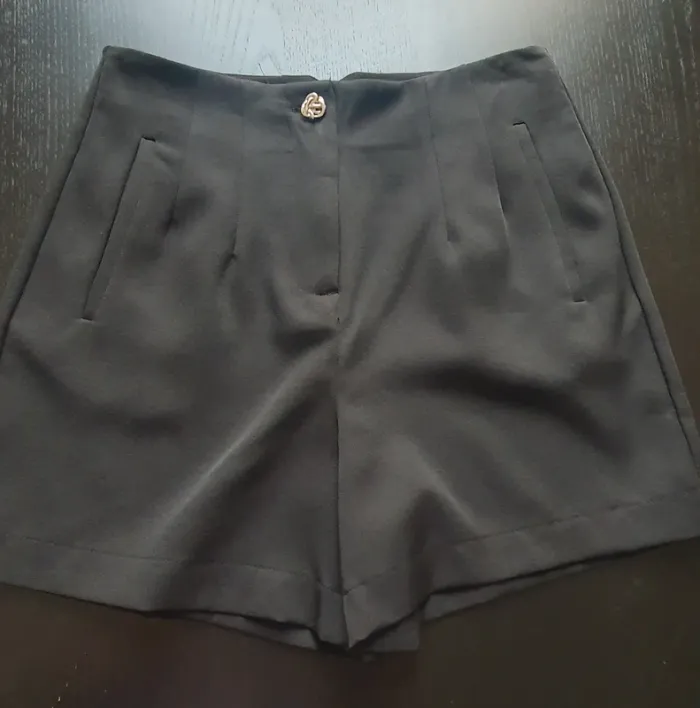 Shorts - photo numéro 2