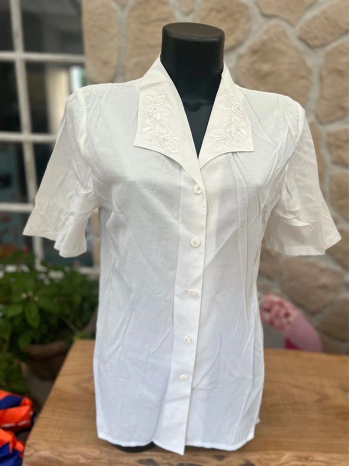 Chemise femme taille 40 vintage L blanche chemisier t-shirt Tunisie - photo numéro 3