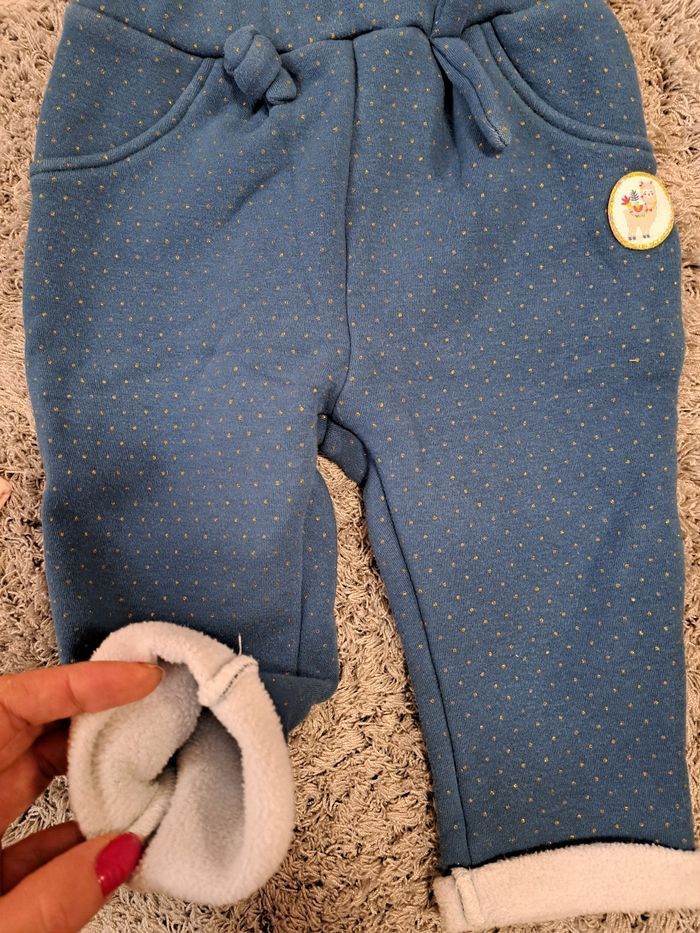 Lot Pantalons fille 12 mois - photo numéro 4