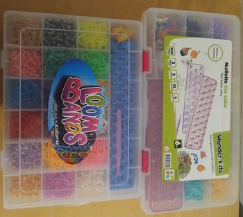2 boîtes d’élastique pour bracelets