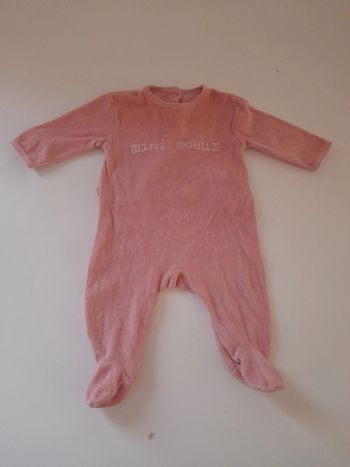 Pyjama velours rose taille 3 mois