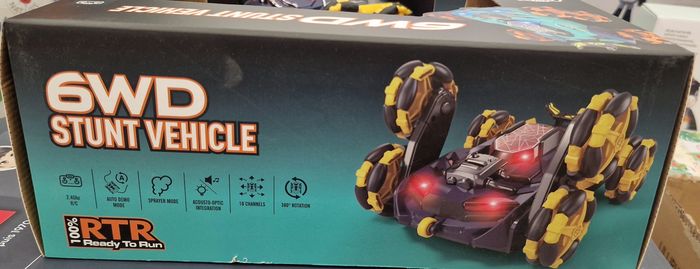 Voiture télécommandé 6 roues - photo numéro 3