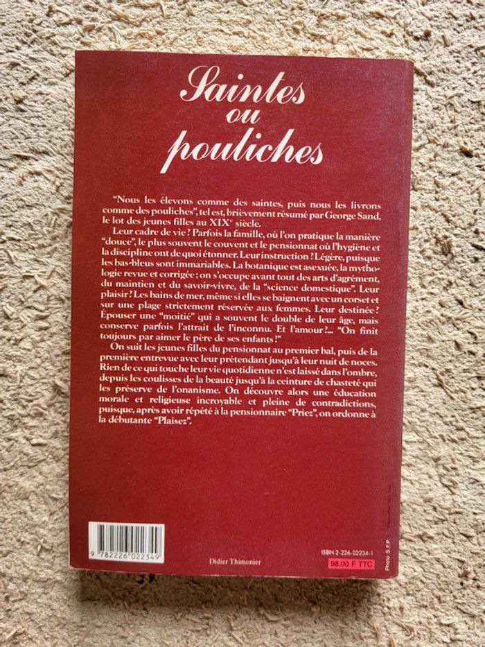 Livre Saintes ou pouliches d'Isabelle Bricard - L'éducation des jeunes filles au XIXe siècle - photo numéro 2