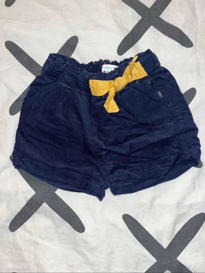 Short fille