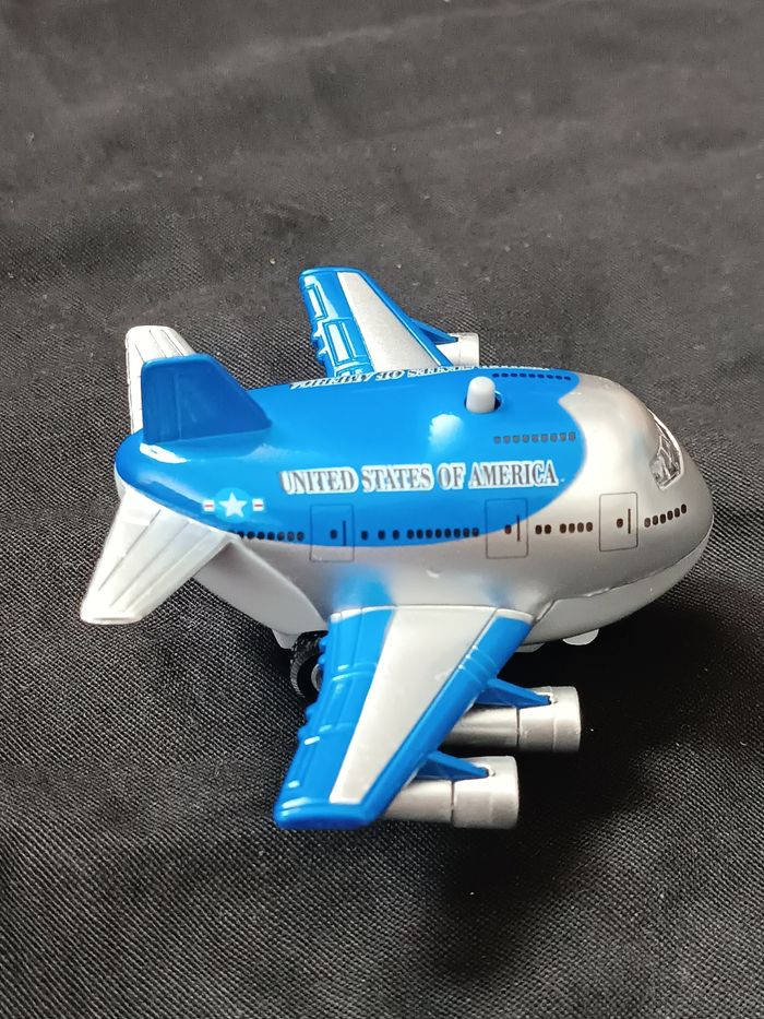 Avion métal - photo numéro 7