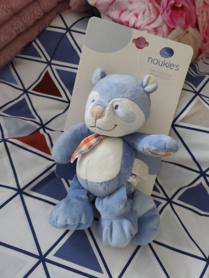 Peluche musicale neuve - photo numéro 1