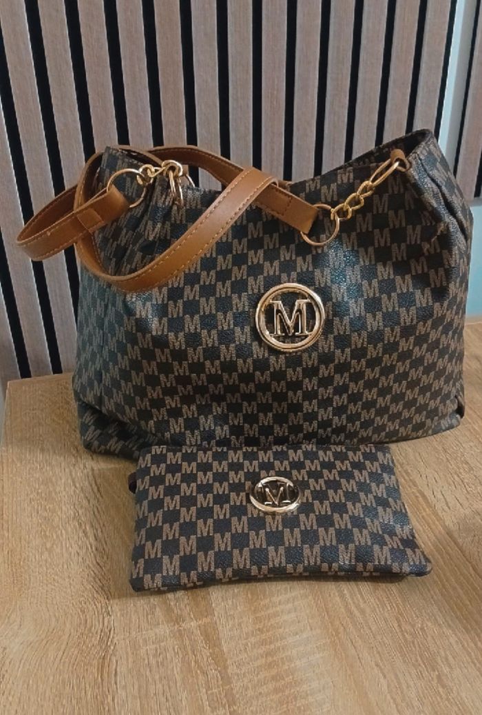 Sac 👜 main le M.    Marron      neuf - photo numéro 3