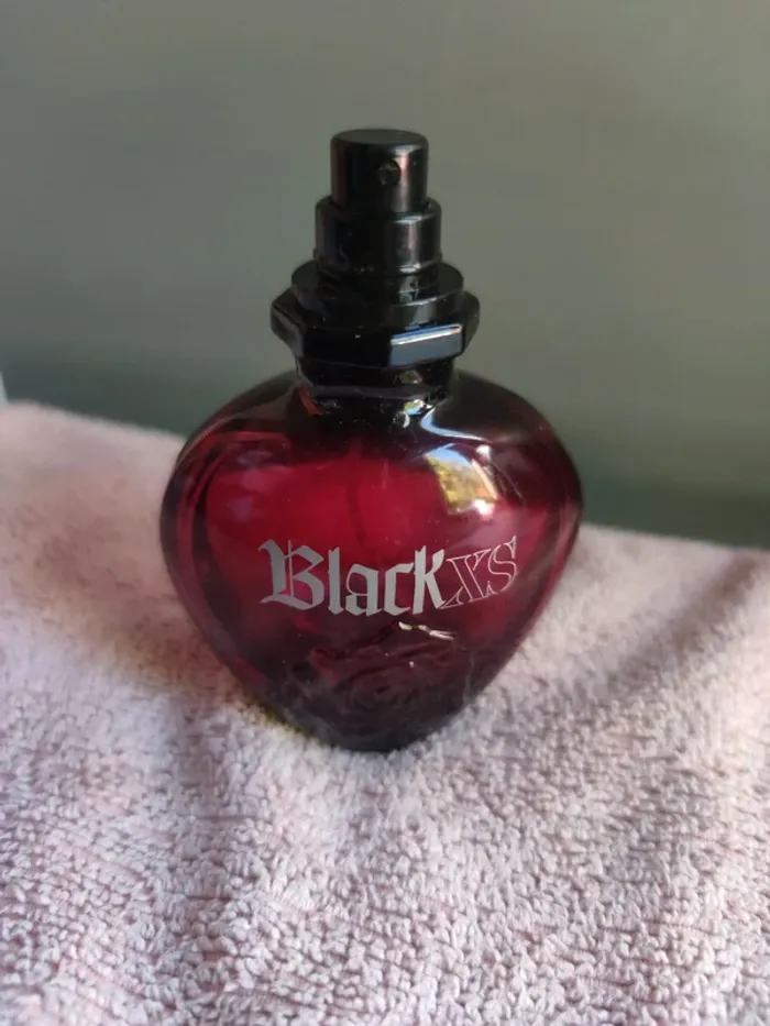 Flacon vide paco Rabanne black xs pour elle 50 ml