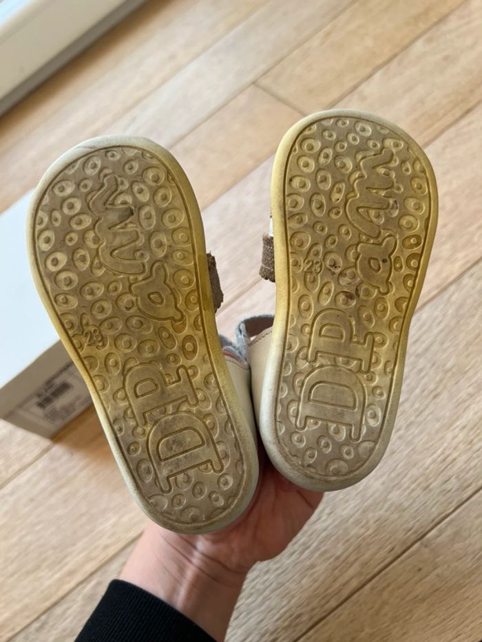 Sandales blanche et doré taille 23 dpam cuir bon état - photo numéro 6