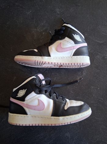 Baskets Nike Air Jordan pointure 38