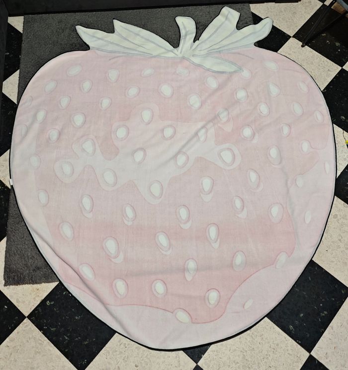 Serviette de plage fraise 162x150cm - photo numéro 2
