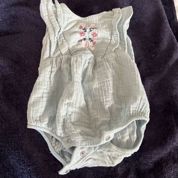 Barboteuse taille 1 mois