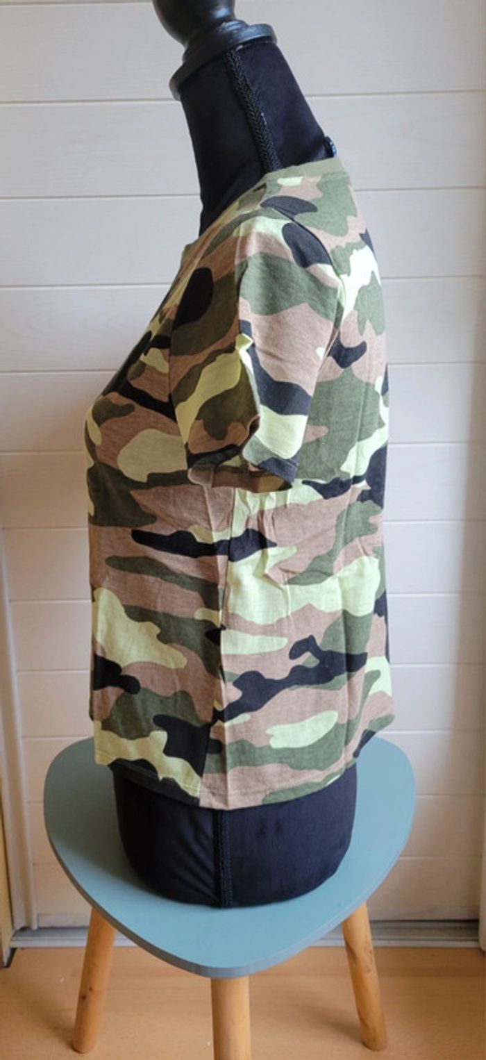 T-shirt H&M motif camouflage - photo numéro 2