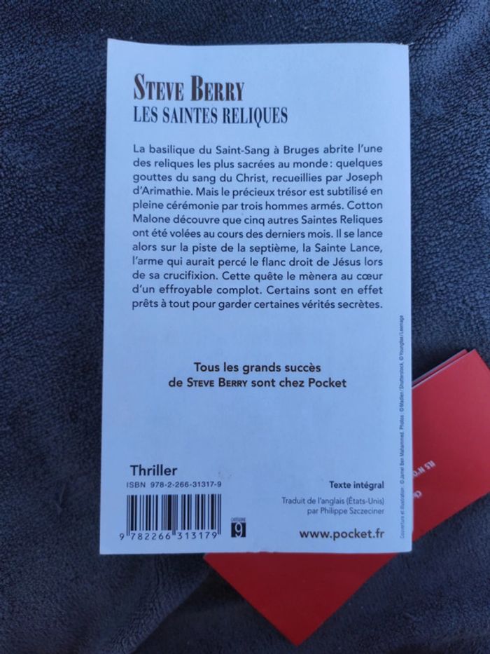 "Les Saintes Reliques" de Steve Berry - photo numéro 2