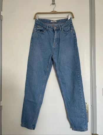 Jean mom