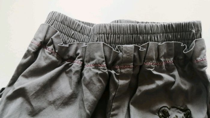 Short leger neuf 6 mois - photo numéro 3