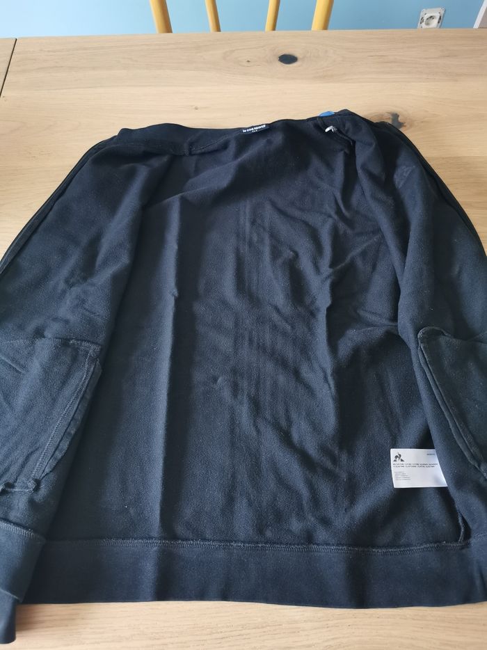 Gilet zippé noir sans capuche le coq sportif 14 ans en bon état - photo numéro 2