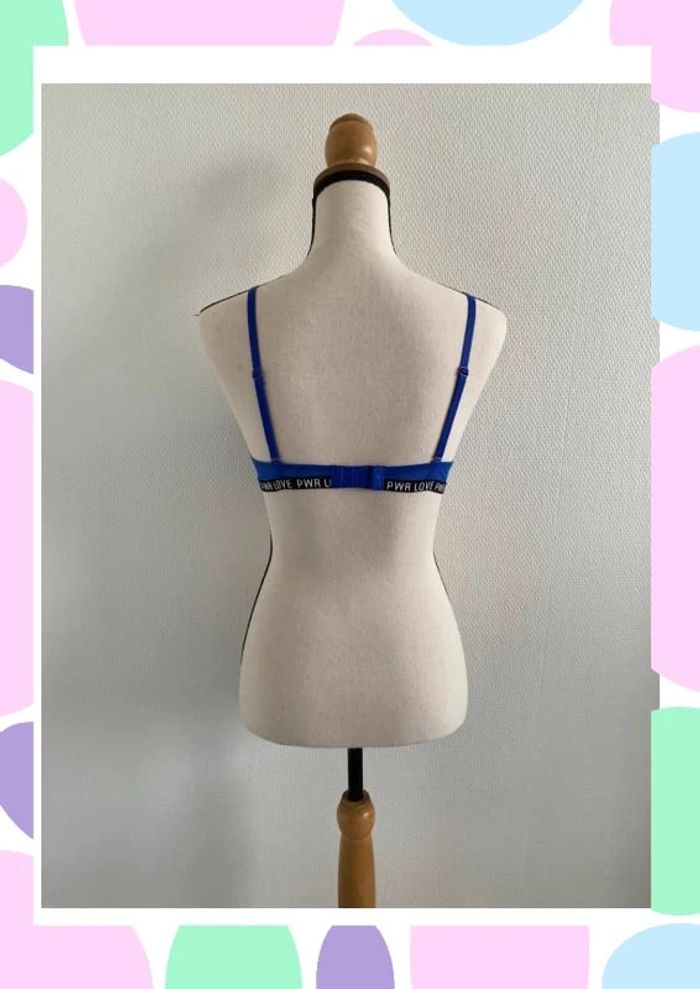 Soutien-gorge - photo numéro 2