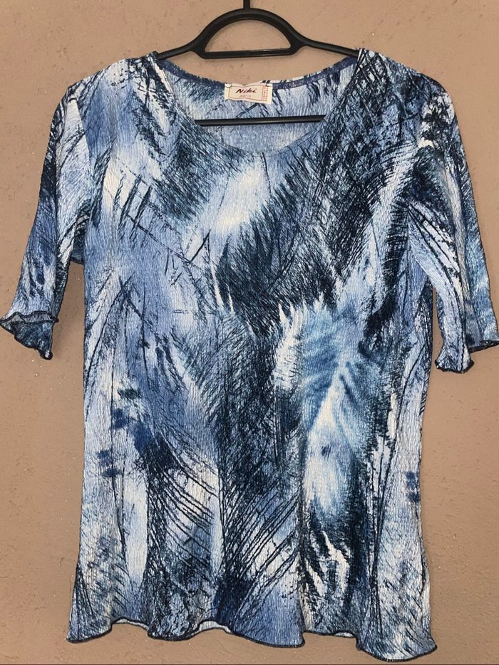 TEE shirt motifs