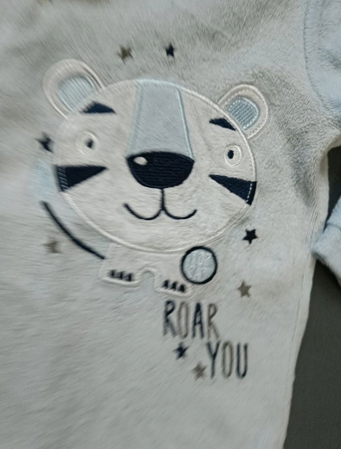 Dors bien bleu clair en velours - photo numéro 3