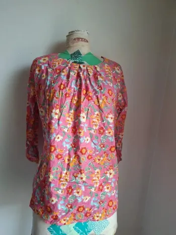 Blouse bohème à fleurs, couleurs vives - fluide, légère, Walbusch,  neuve, taille 40.