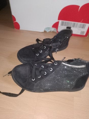 Basket haute noir brillante p.35