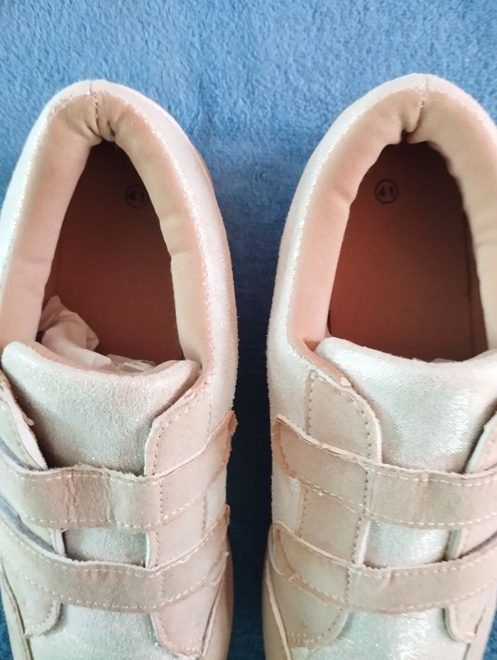 * Baskets beige et blanc brillant T41 - photo numéro 4