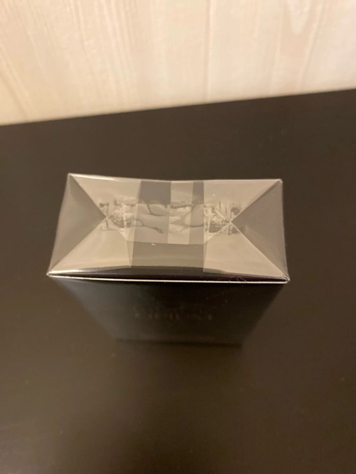 Black opium le parfum 30ml Yves saint Laurent - photo numéro 2