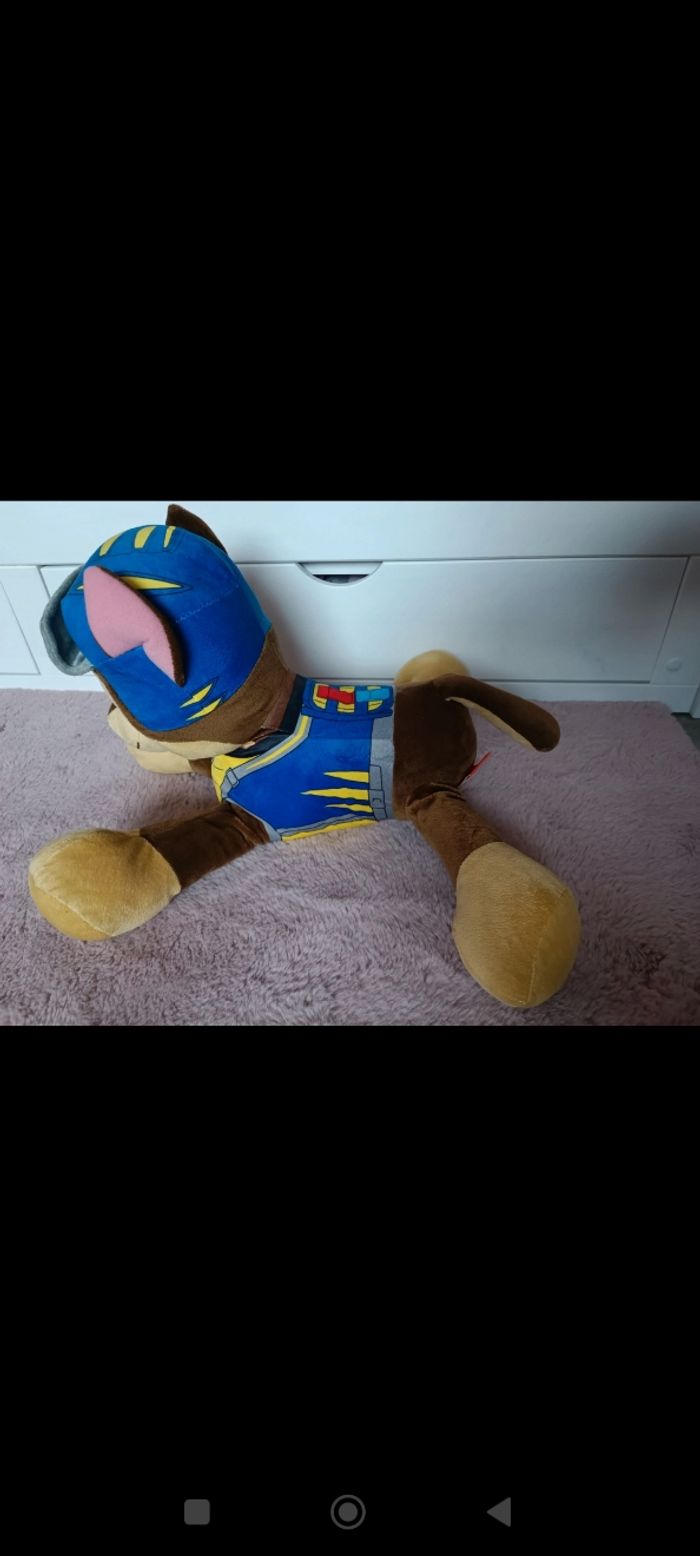 Grande peluche chase pat patrouille - photo numéro 4