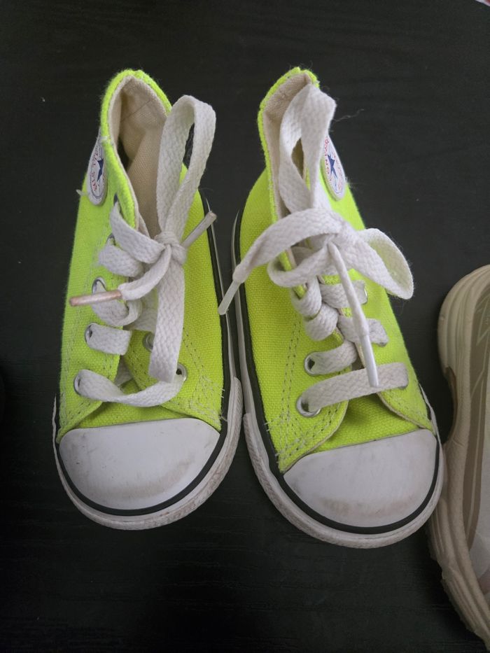 ​Lot 4 Chaussures Bébé T.21 : Nike, Converse, 2 Zara - Très Bon État ! - photo numéro 3