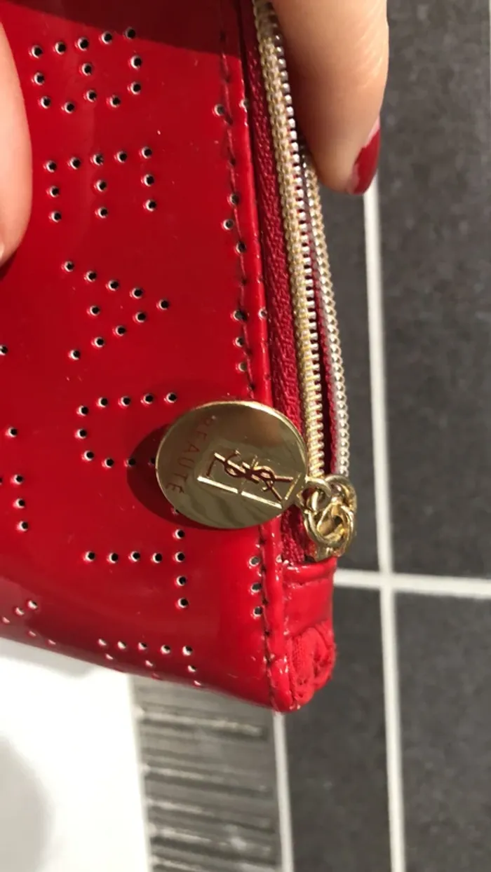 Trousse de toilette Yves Saint Laurent - photo numéro 4