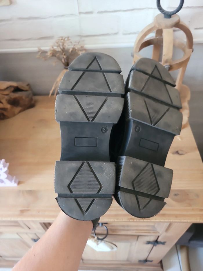 Chaussures fille vernis noir pointure 36 - photo numéro 5