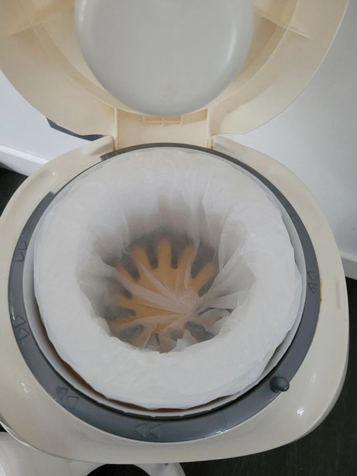 Poubelle à couche tommee tippee et ses recharges - photo numéro 2