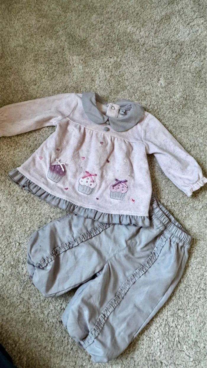 Ensemble 1-3 mois – haut rose cupcakes + pantalon gris