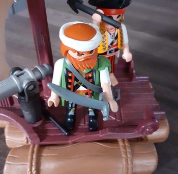Playmobil - 6682 - pirates et radeau