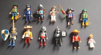 Lot de personnages Playmobil