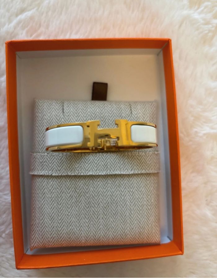Bracelet Hermès Clic H - Taille PM - Blanc/Or - Très bon état avec boîte et facture - photo numéro 2