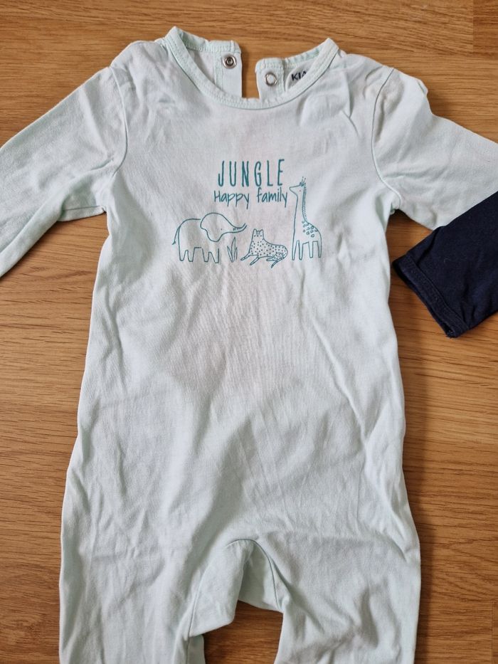Lot 2 pyjamas 6 mois - photo numéro 2